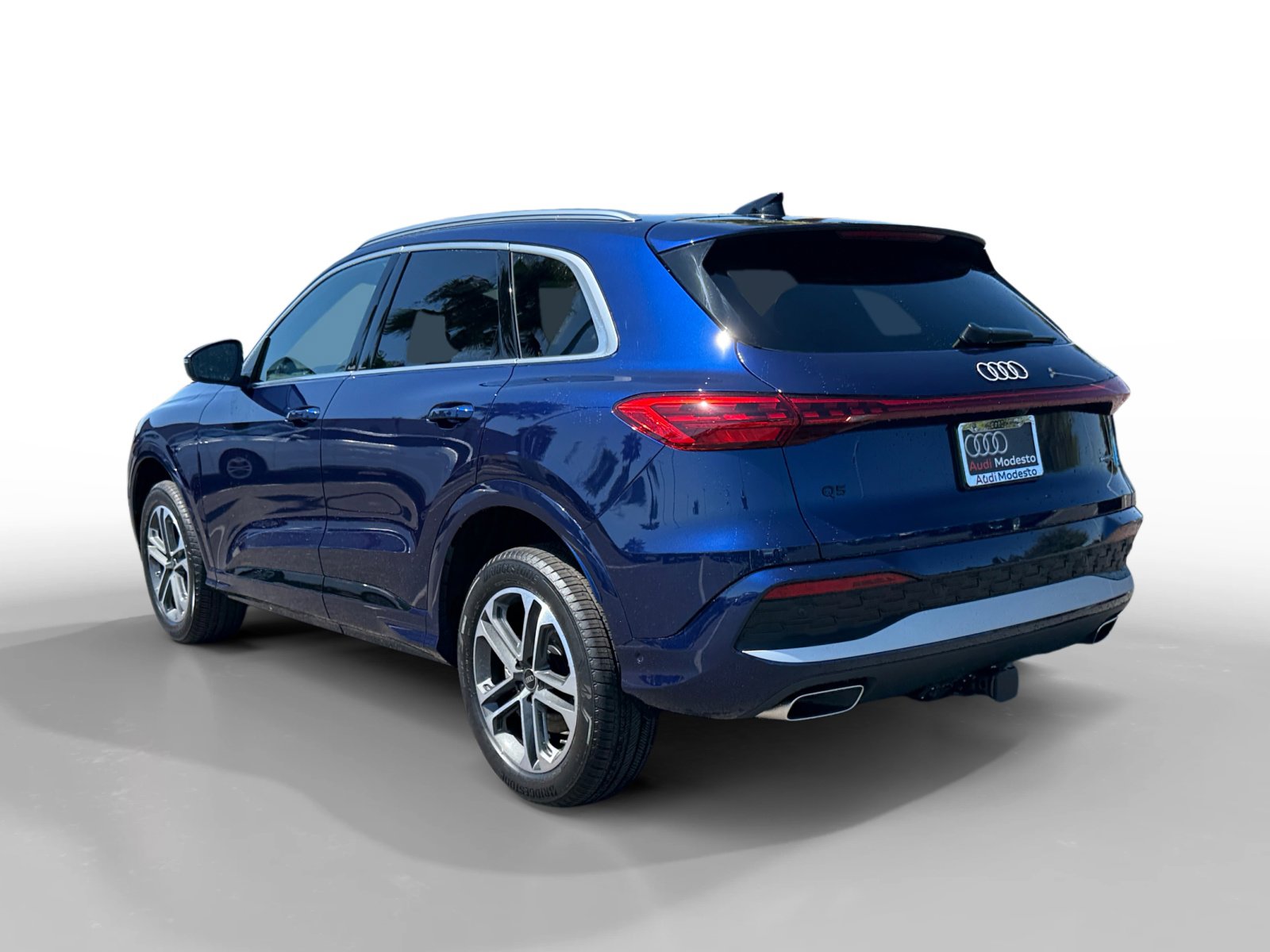 New 2025 Audi Q5 Premium Plus image 3