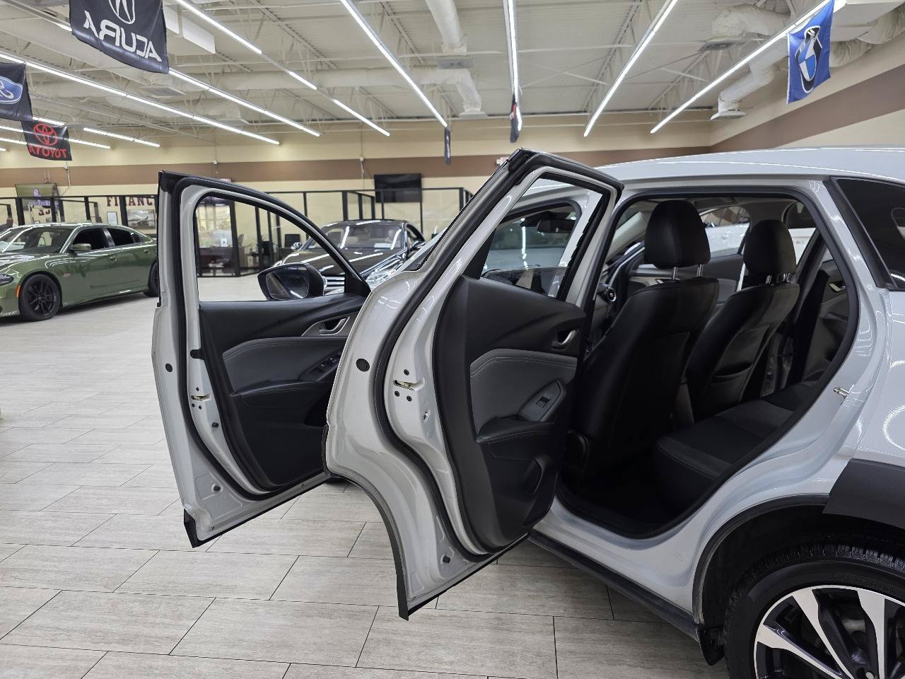 Used 2019 MAZDA CX-3 Touring w/ Preferred Equipment Package FWD image 16