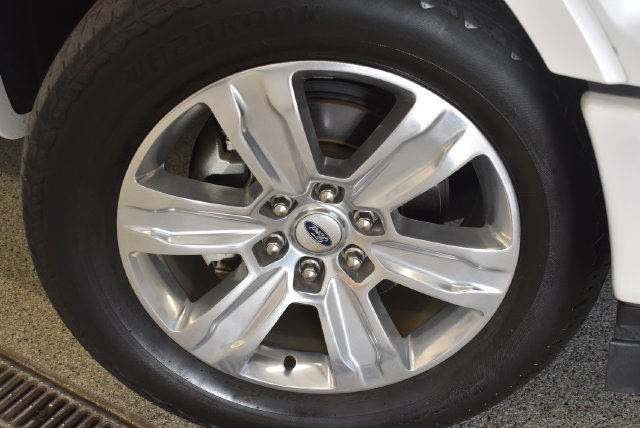 Used 2019 Ford F150 Platinum w/ Equipment Group 701A Luxury AWD/4WD image 29