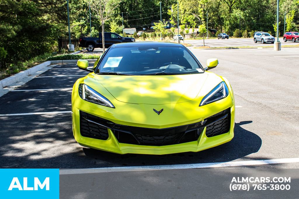Used 2024 Chevrolet Corvette Z06 w/ Stealth Interior Trim Package RWD image 10