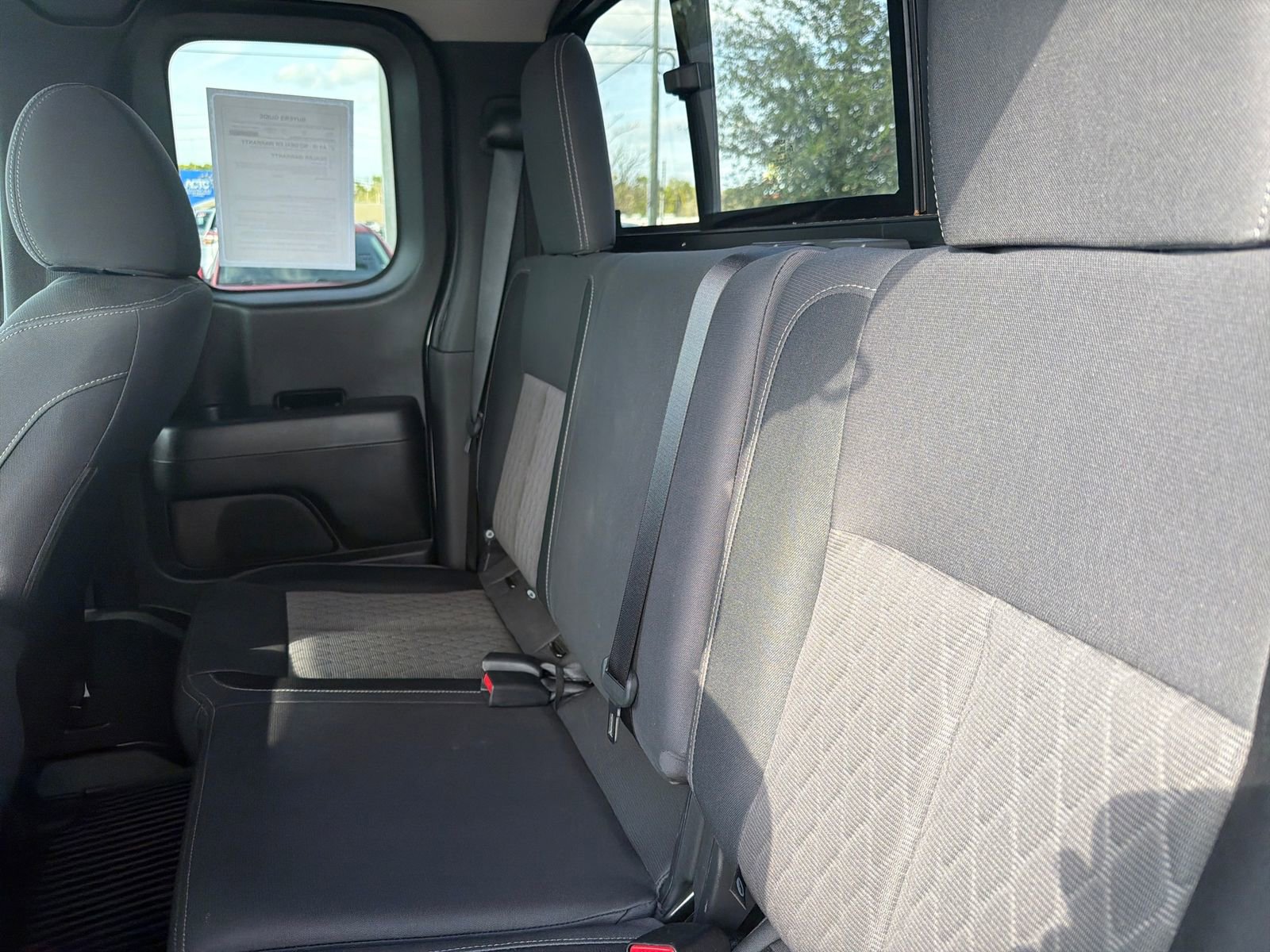 Used 2022 Nissan Titan S image 18