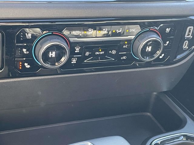 Used 2023 Chevrolet Silverado 1500 ZR2 w/ Technology Package image 21