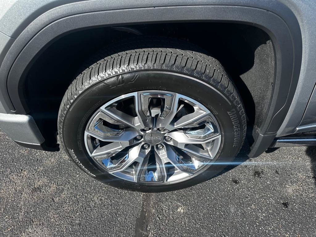 Used 2026 GMC Sierra 1500 Denali AWD/4WD image 2