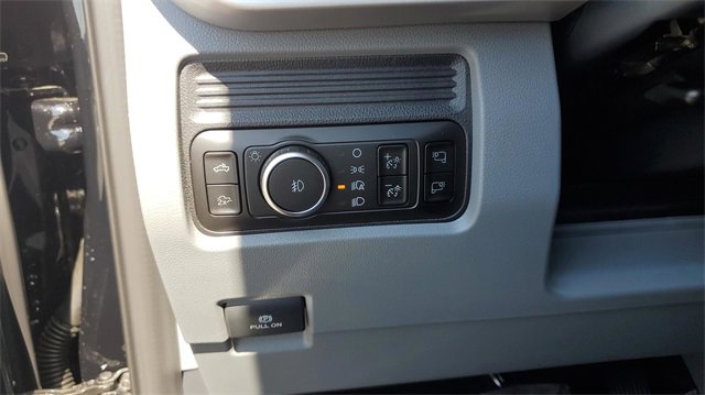 New 2026 Ford F250 4x4 Crew Cab Super Duty image 29
