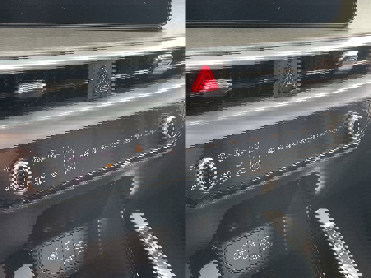 Certified 2025 Kia Sorento SX Prestige image 26