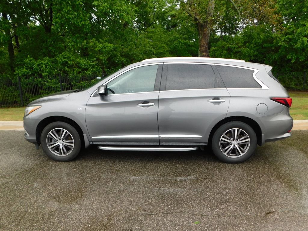 Used 2017 INFINITI QX60 Luxe w/ Premium Plus Package AWD/4WD image 2