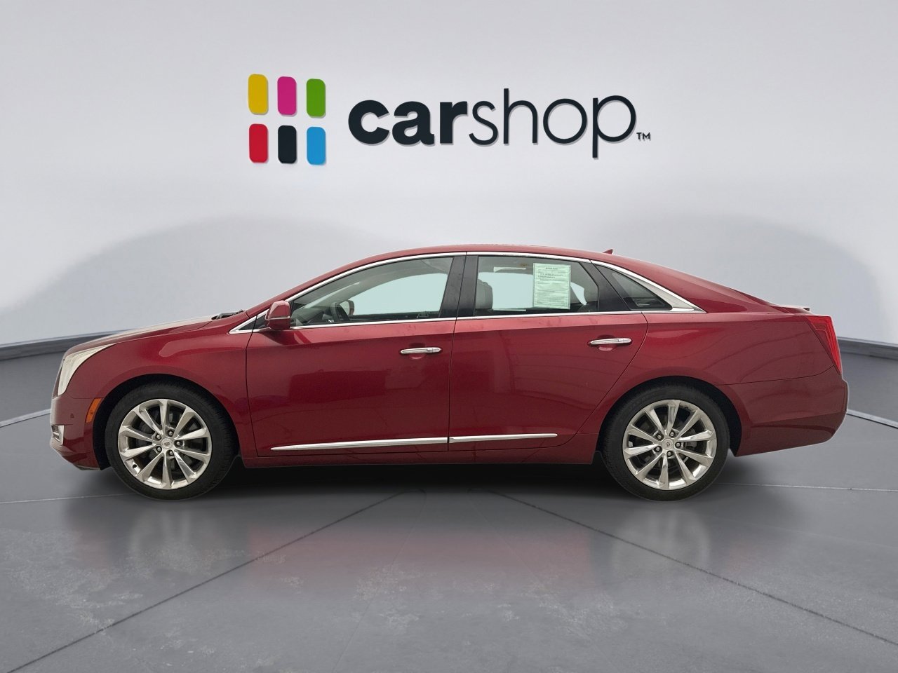 Used 2014 Cadillac XTS Luxury w/ Driver Awareness Package FWD image 2