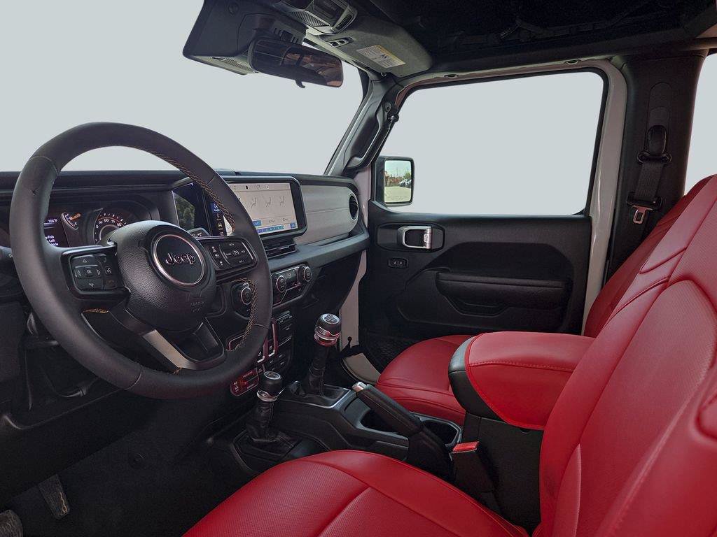 Used 2024 Jeep Wrangler Sport AWD/4WD image 22