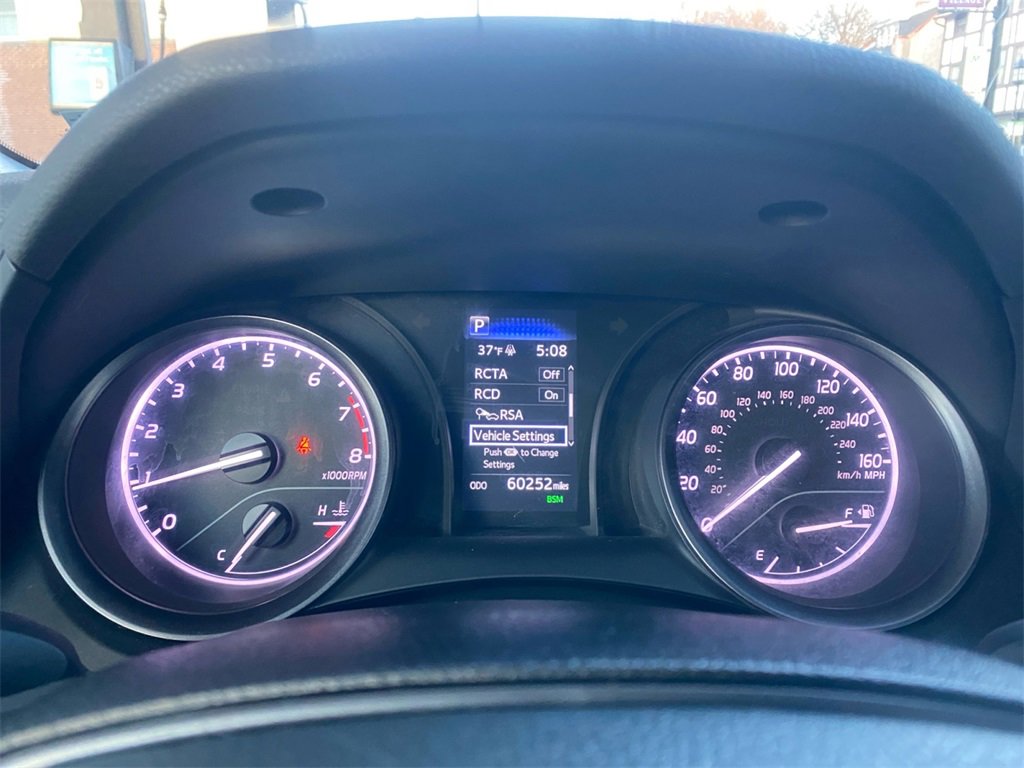 Used 2024 Toyota Camry SE w/ Convenience Package image 13