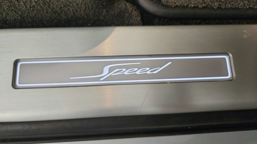 Used 2021 Bentley Bentayga Speed AWD/4WD image 33