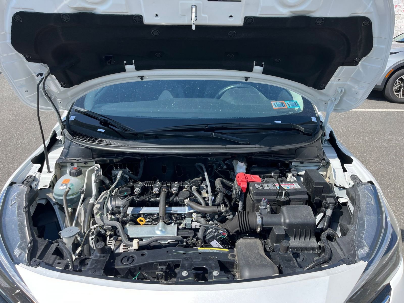 Used 2025 Nissan Versa SV FWD image 31