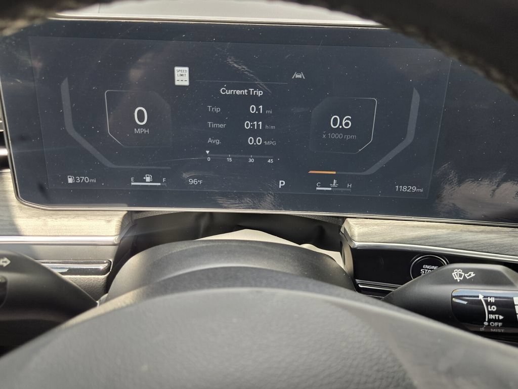 Used 2025 Kia K5 EX FWD image 24