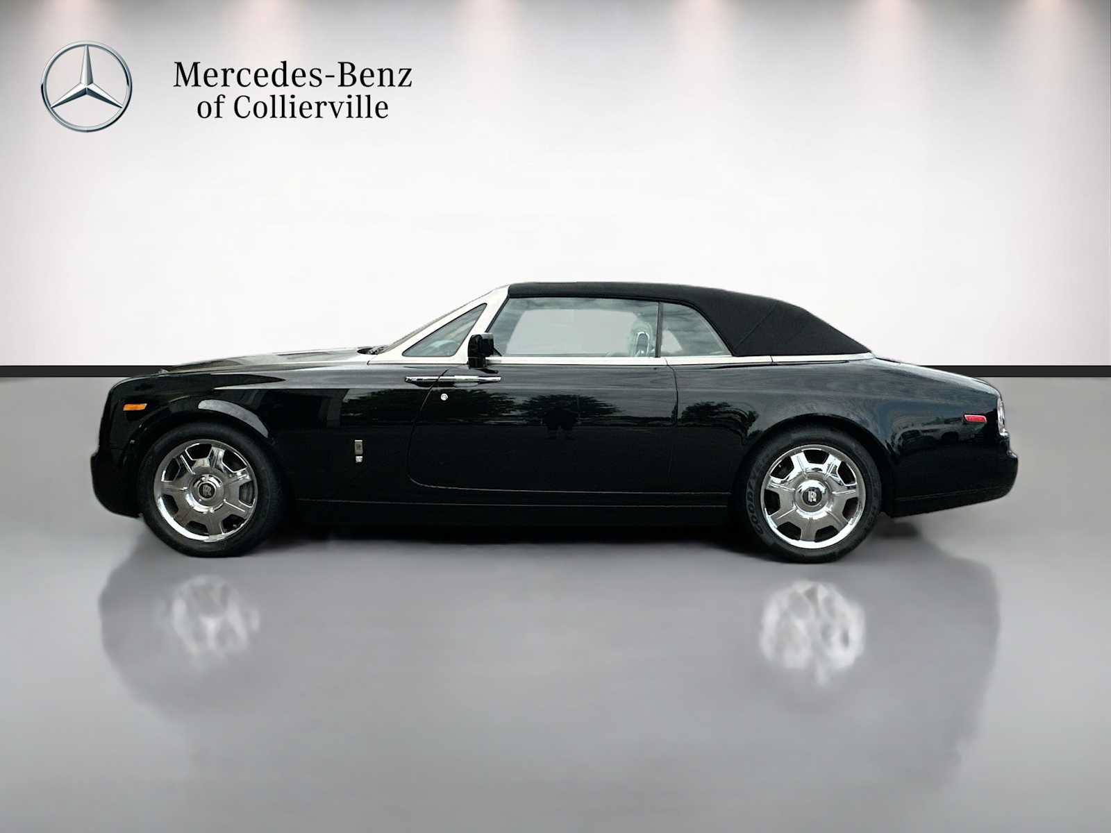 Used 2009 Rolls-Royce Phantom Drophead Coupe RWD image 8