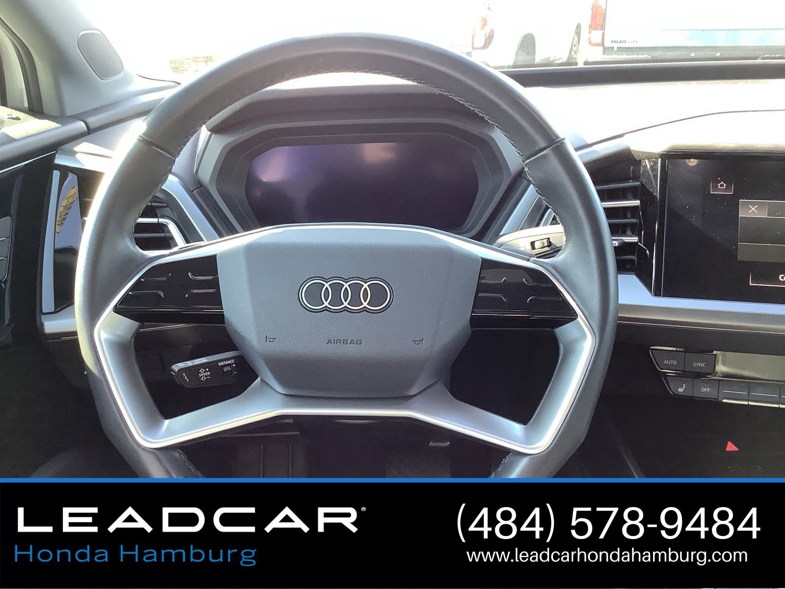 Used 2022 Audi Q4 e-tron Premium Plus image 16