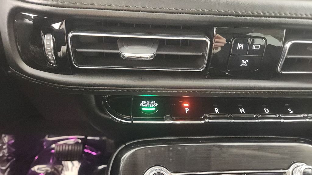 Used 2022 Lincoln Nautilus Reserve image 24