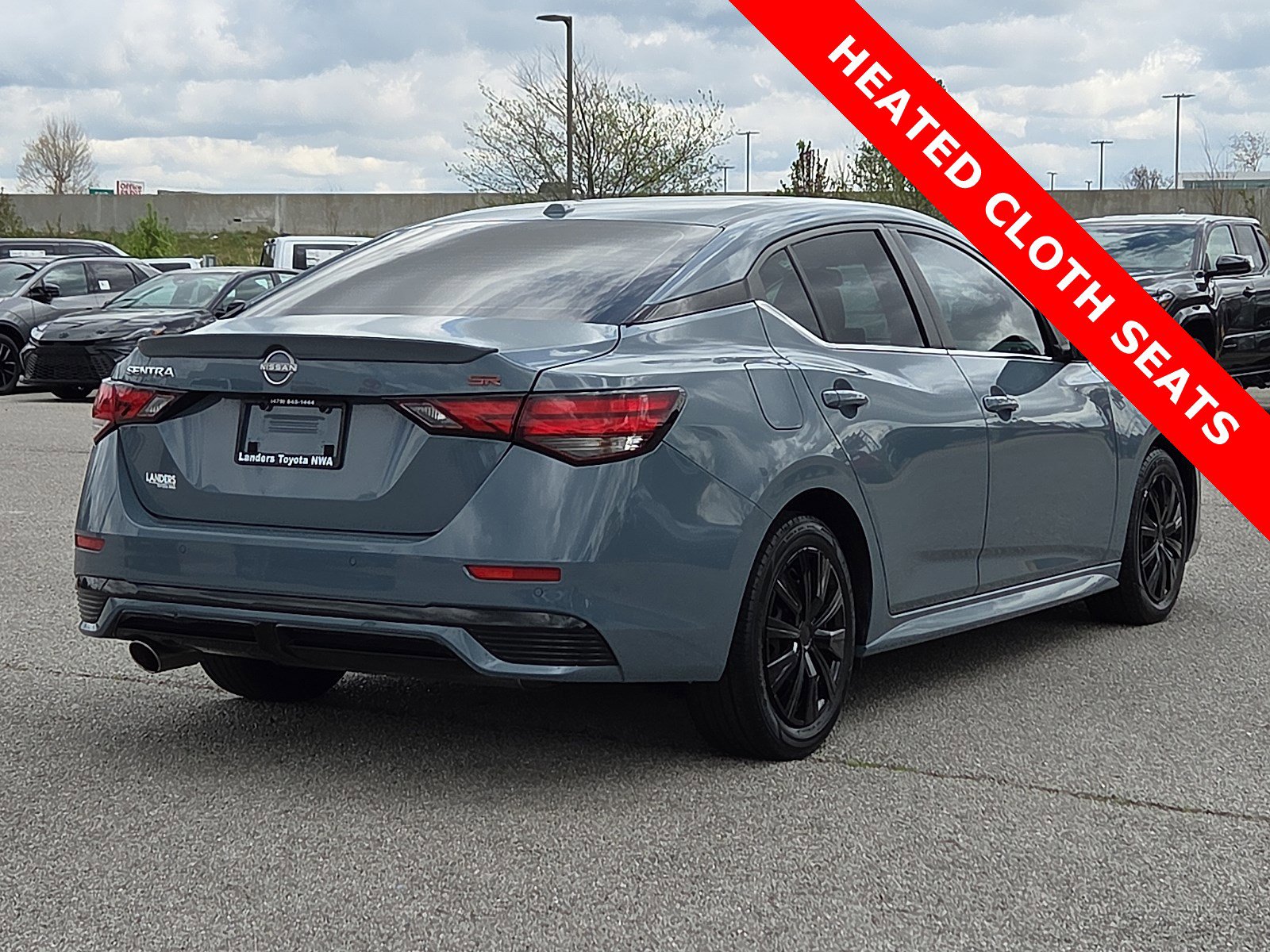 Used 2024 Nissan Sentra SR FWD image 5
