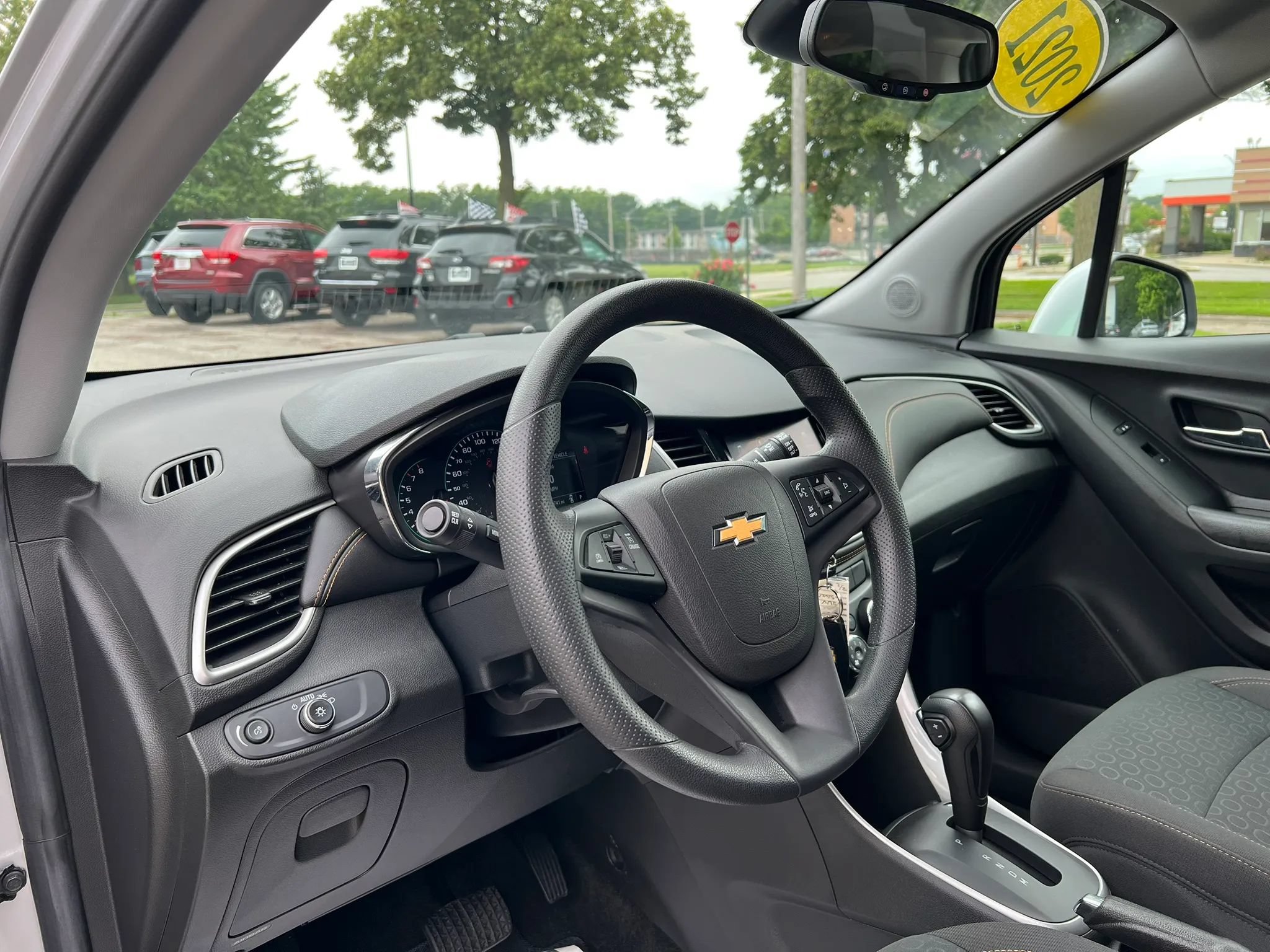 Used 2021 Chevrolet Trax LS w/ Tint and Cruise Package FWD image 10