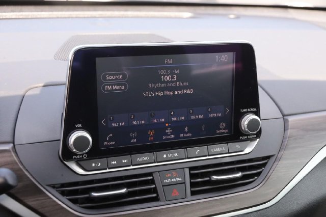 Certified 2025 Nissan Altima 2.5 SV FWD image 16