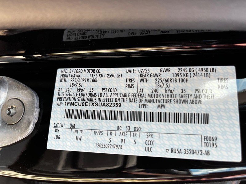 New 2025 Ford Escape SE image 16