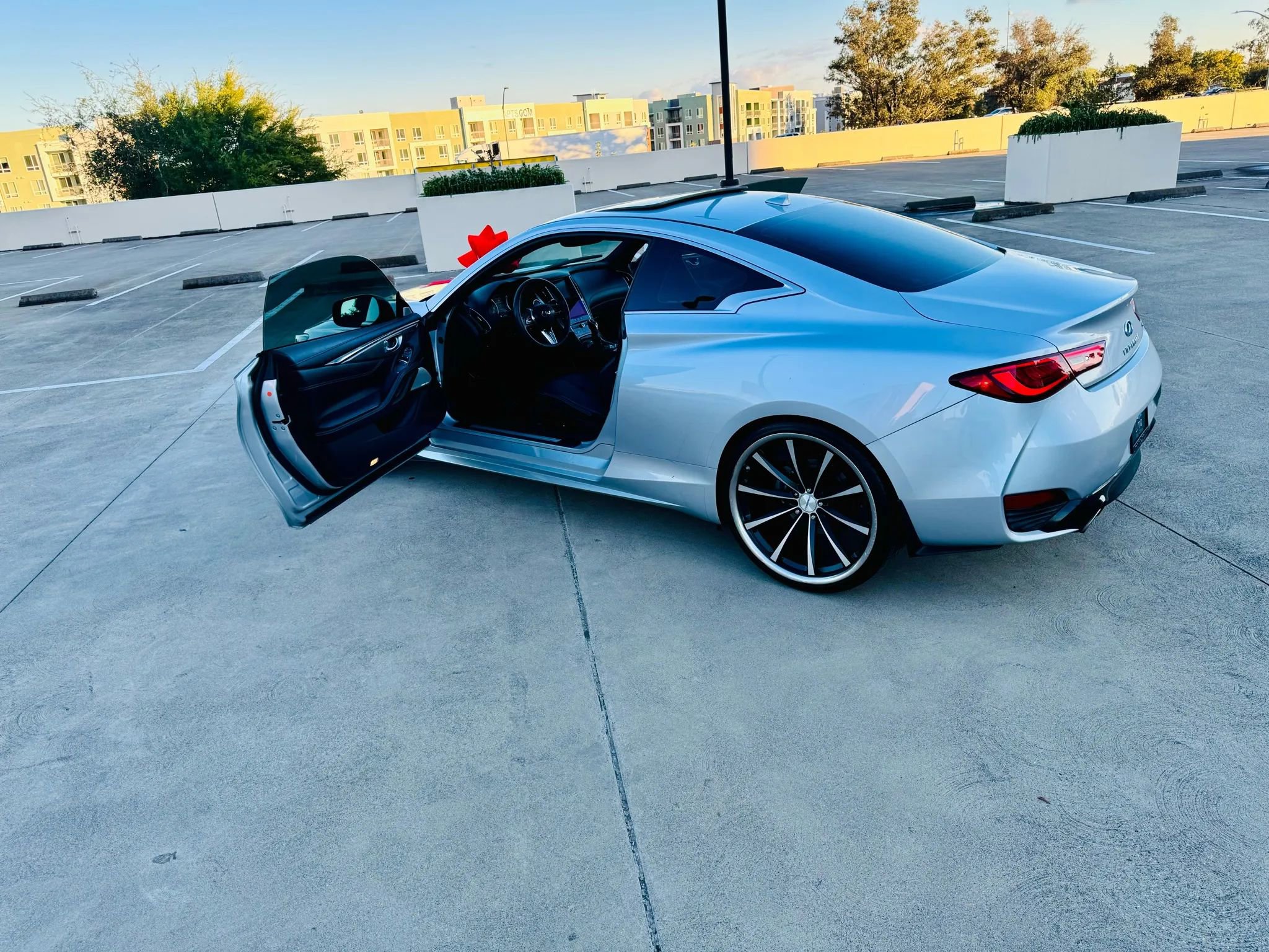 Used 2017 INFINITI Q60 3.0t w/ Premium Plus Package 3.0T image 43