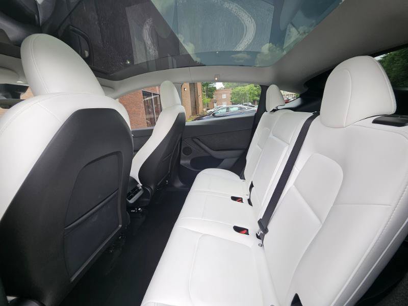 Used 2024 Tesla Model Y Long Range RWD image 61