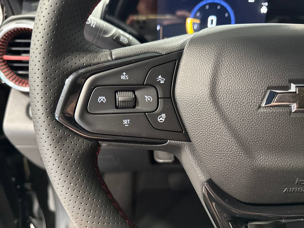 New 2026 Chevrolet Trax RS w/ Driver Confidence Package FWD image 4