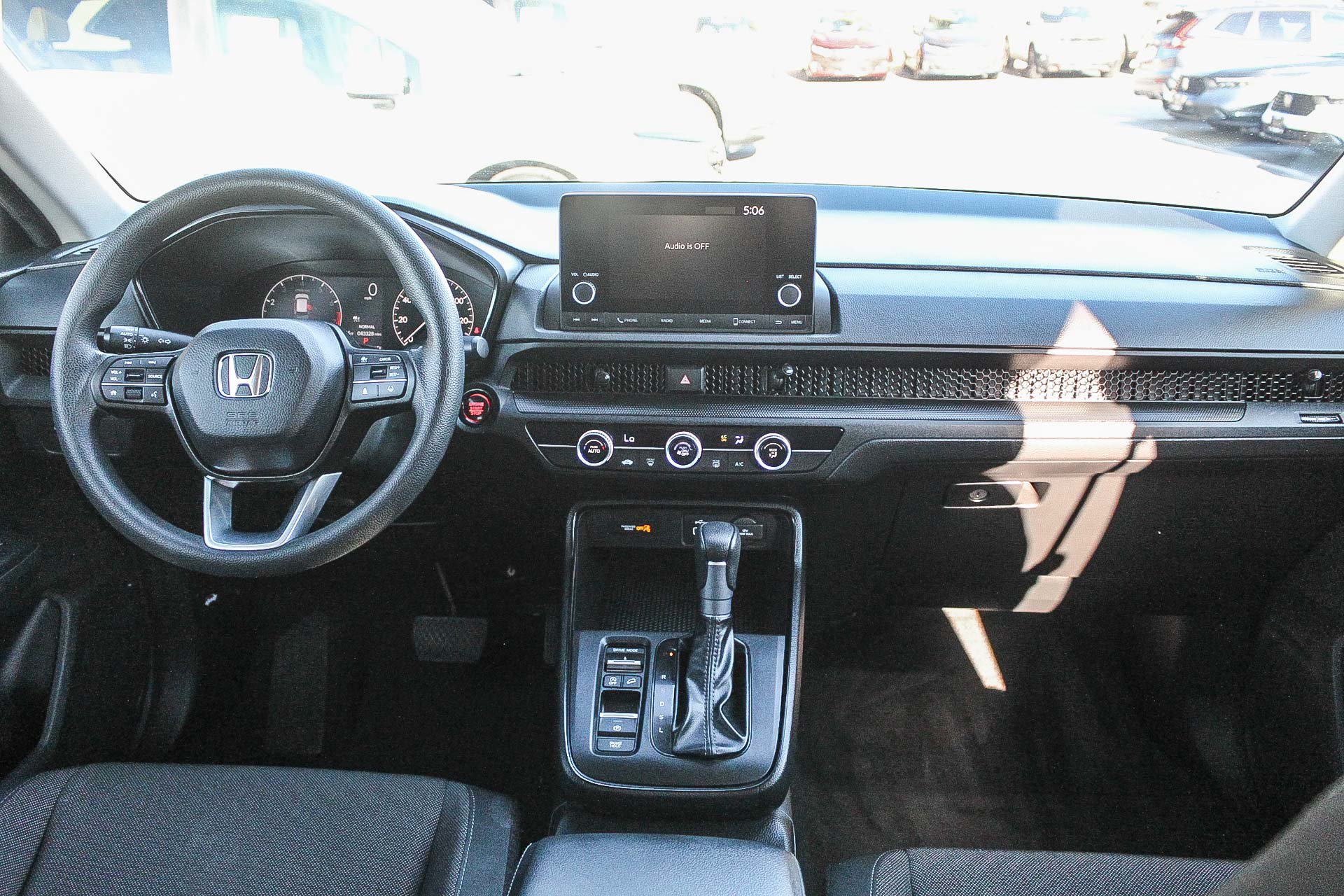 Certified 2025 Honda CR-V LX image 2