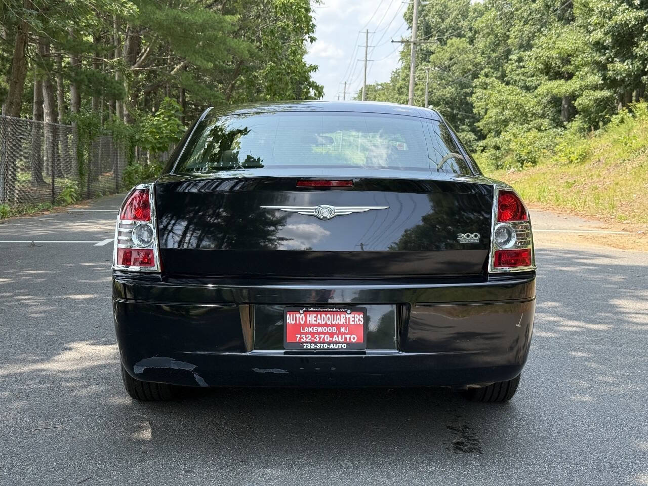Used 2009 Chrysler 300 LX RWD image 7