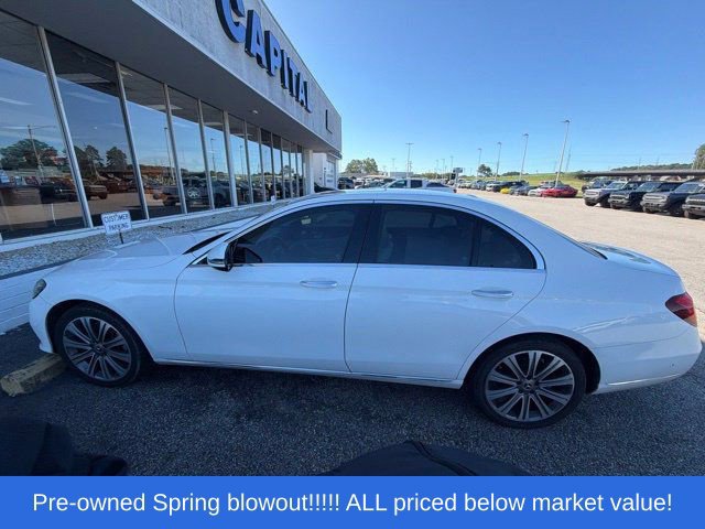 Used 2018 Mercedes-Benz E 300 4MATIC image 4