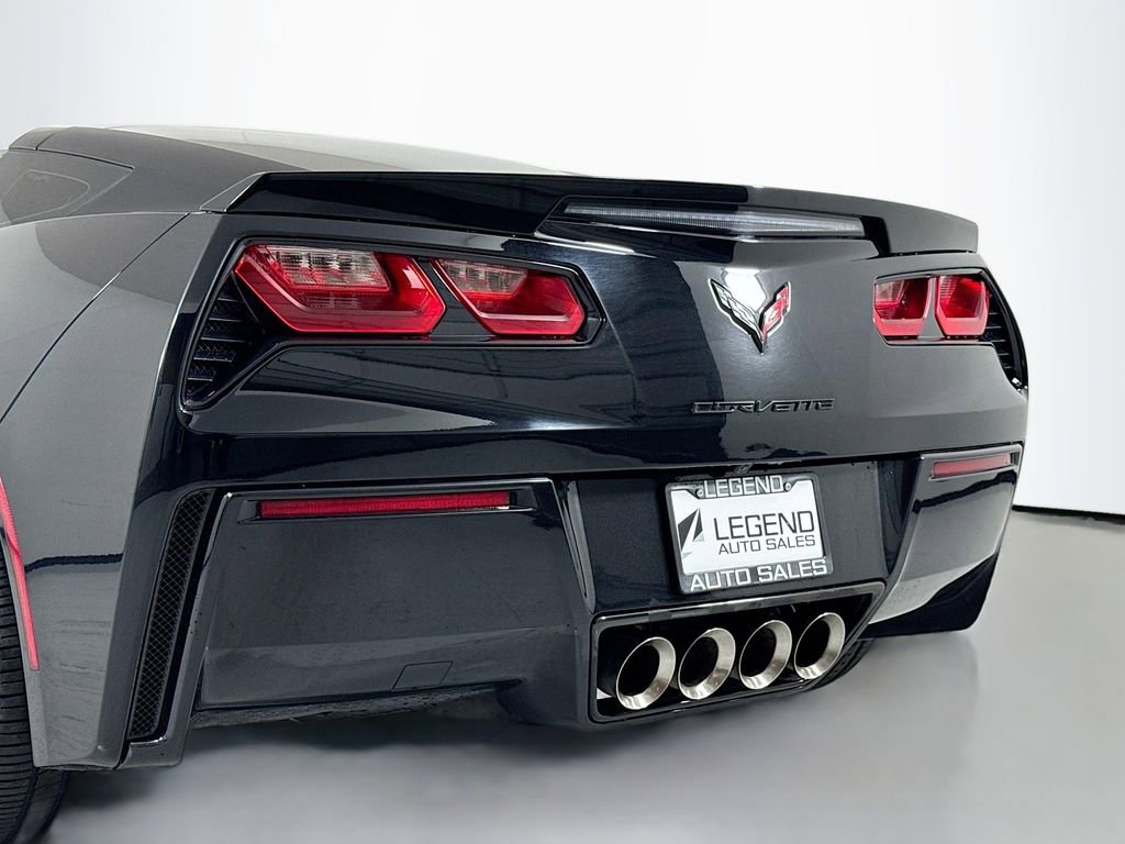 Used 2019 Chevrolet Corvette Stingray Coupe w/ Carbon Flash Badge Package RWD image 11