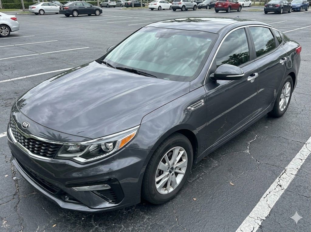 Used 2019 Kia Optima LX FWD image 1