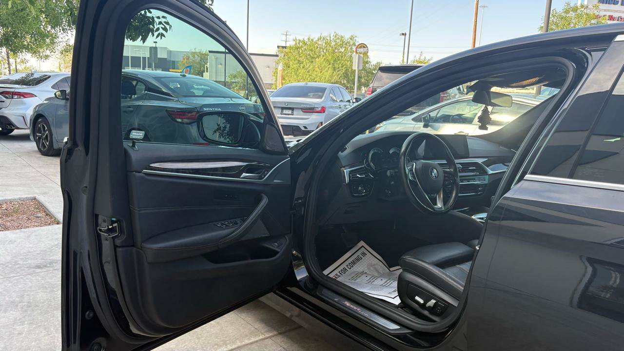 Used 2018 BMW 540i RWD image 16