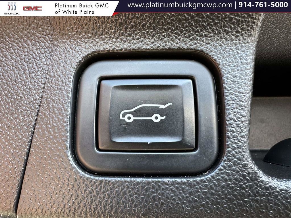 Used 2019 GMC Acadia SLE w/ Driver Alert Package I image 10