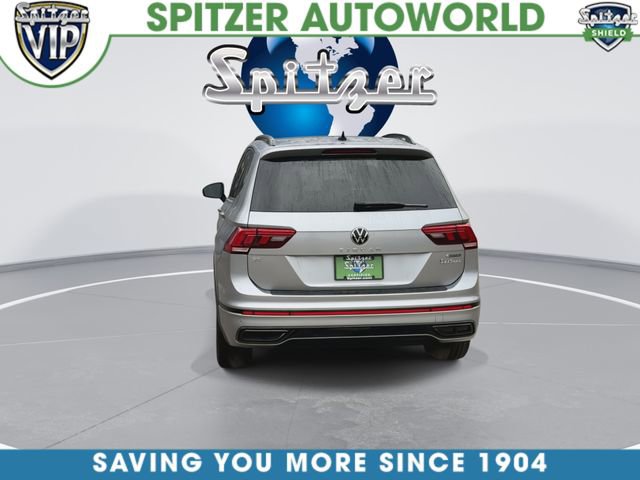Used 2024 Volkswagen Tiguan SE R-Line image 8