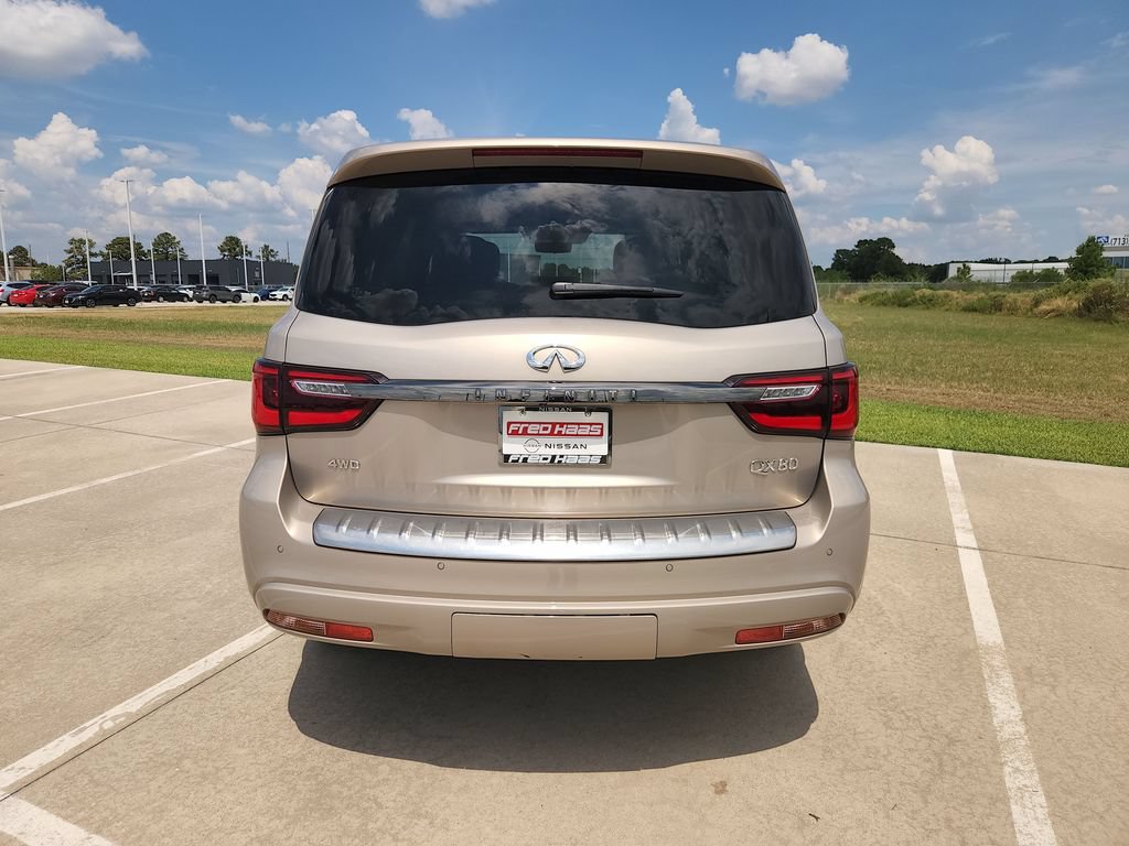 Used 2024 INFINITI QX80 Sensory AWD/4WD image 6