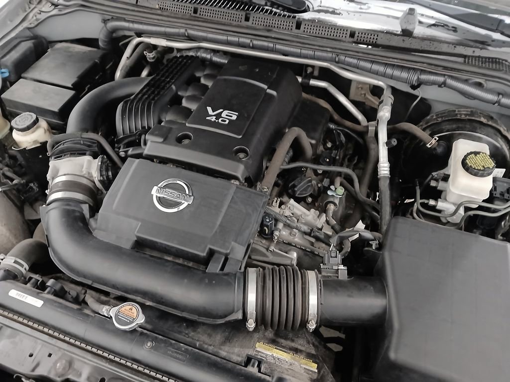 Used 2016 Nissan Frontier SV image 29