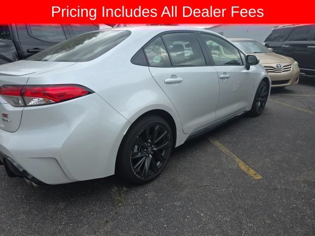 Used 2026 Toyota Corolla SE w/ SE Premium Package FWD image 11