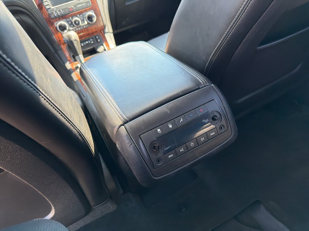Used 2013 Chevrolet Traverse LT FWD image 13