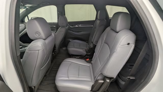 Certified 2024 Buick Enclave Essence FWD image 27