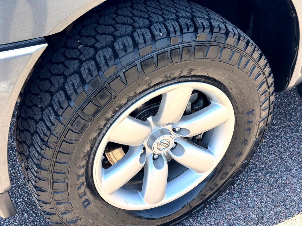 Used 2014 Nissan Titan SV w/ SV Value Truck Package image 12