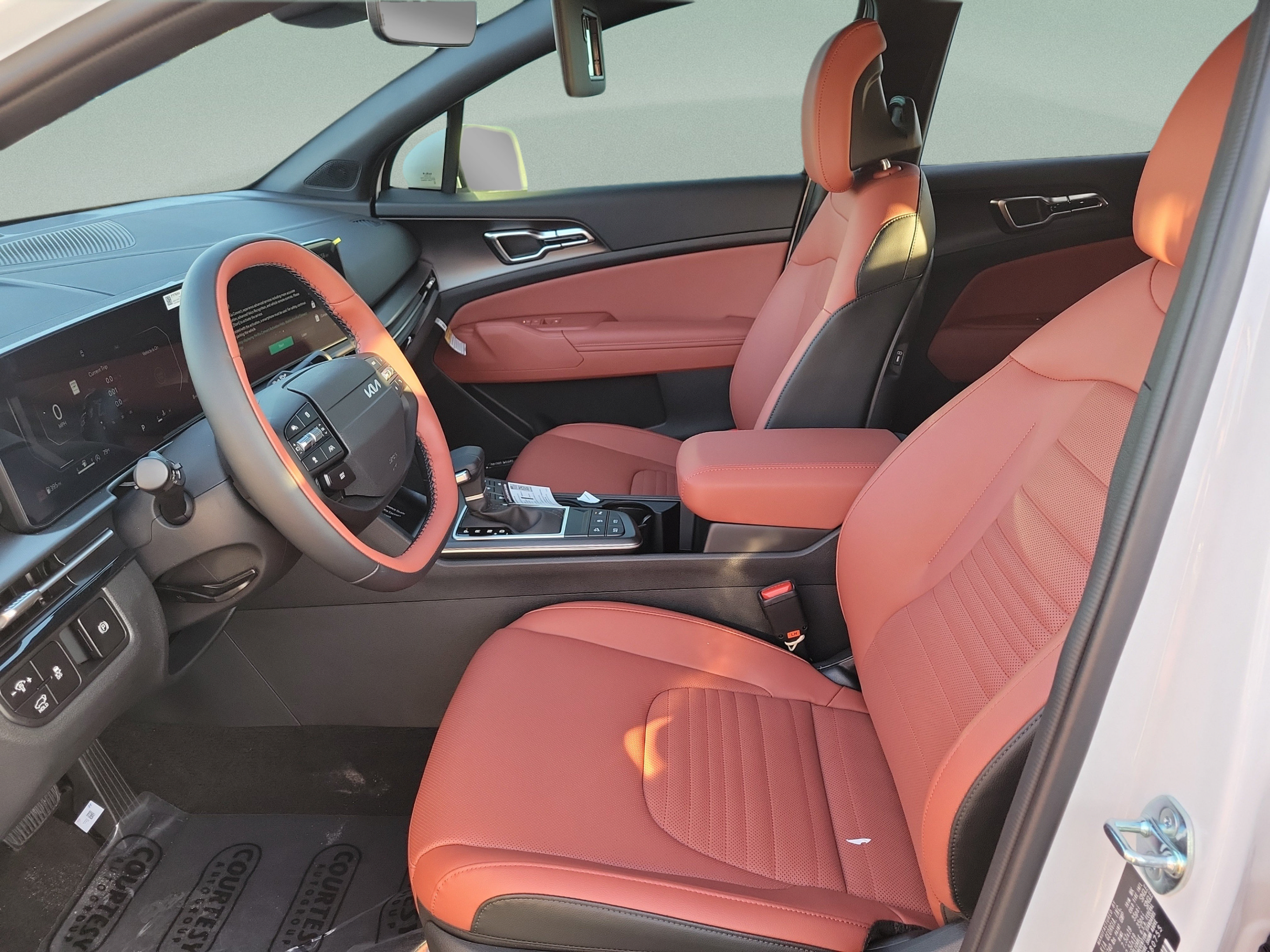 New 2027 Kia Sportage SX FWD image 15