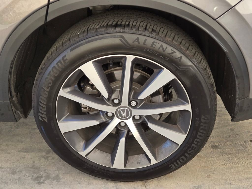 Certified 2025 Acura MDX w/ Technology Package image 9