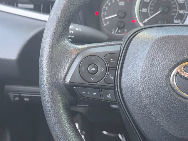 Used 2022 Toyota Corolla LE FWD image 27