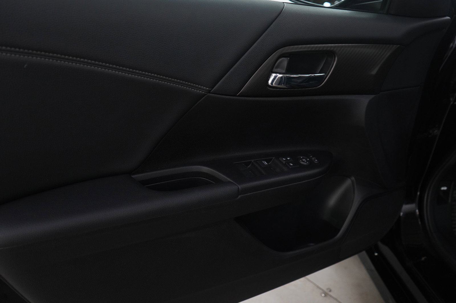 Used 2016 Honda Accord Sport image 23