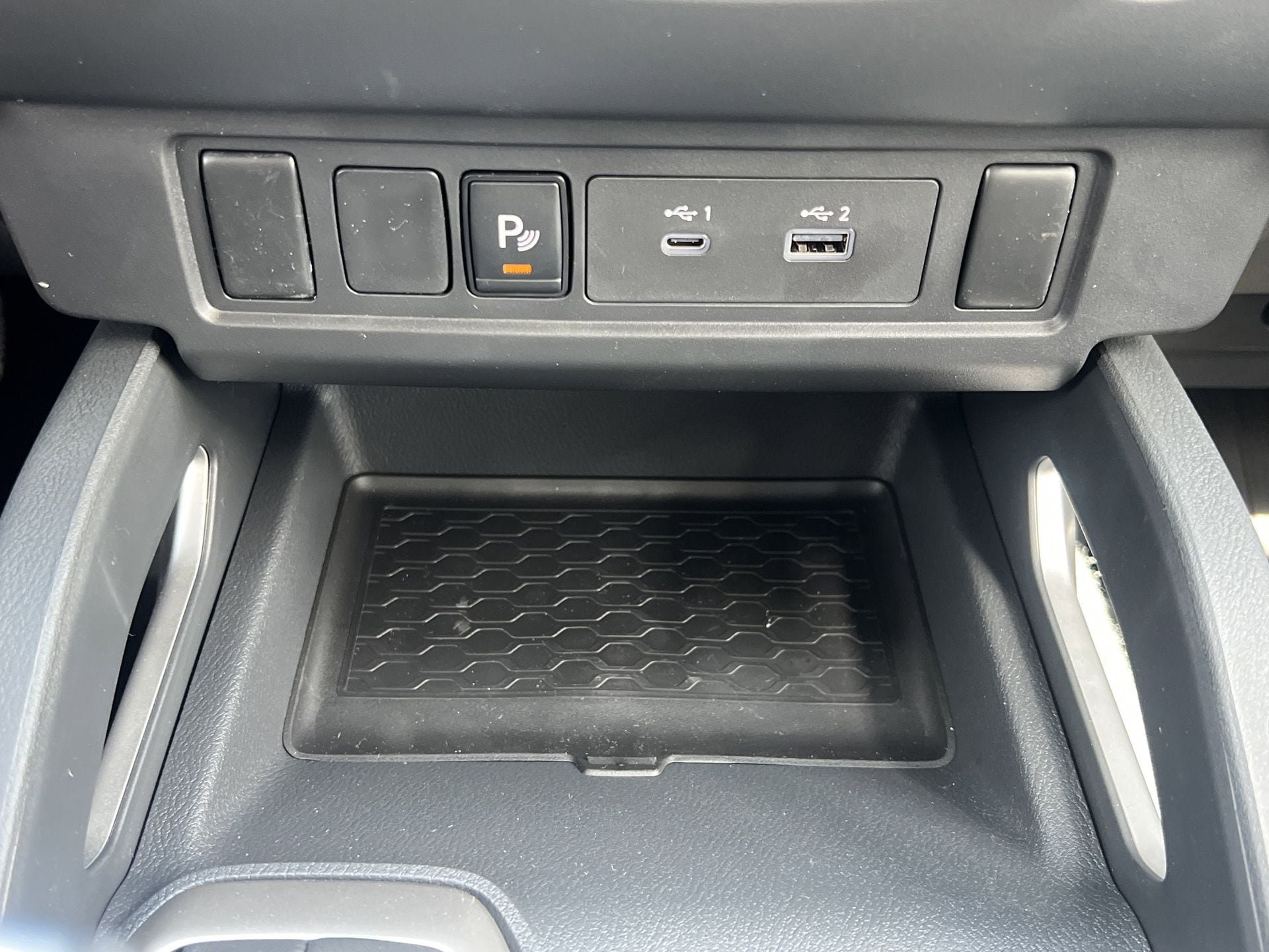 New 2026 Nissan Frontier SV w/ Tow Package AWD/4WD image 7