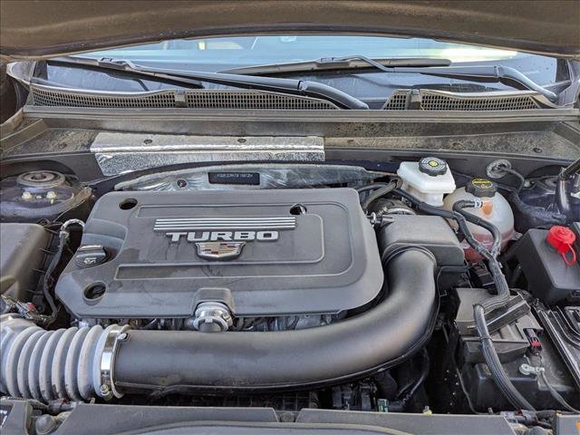 Used 2025 Cadillac XT4 Premium Luxury image 24