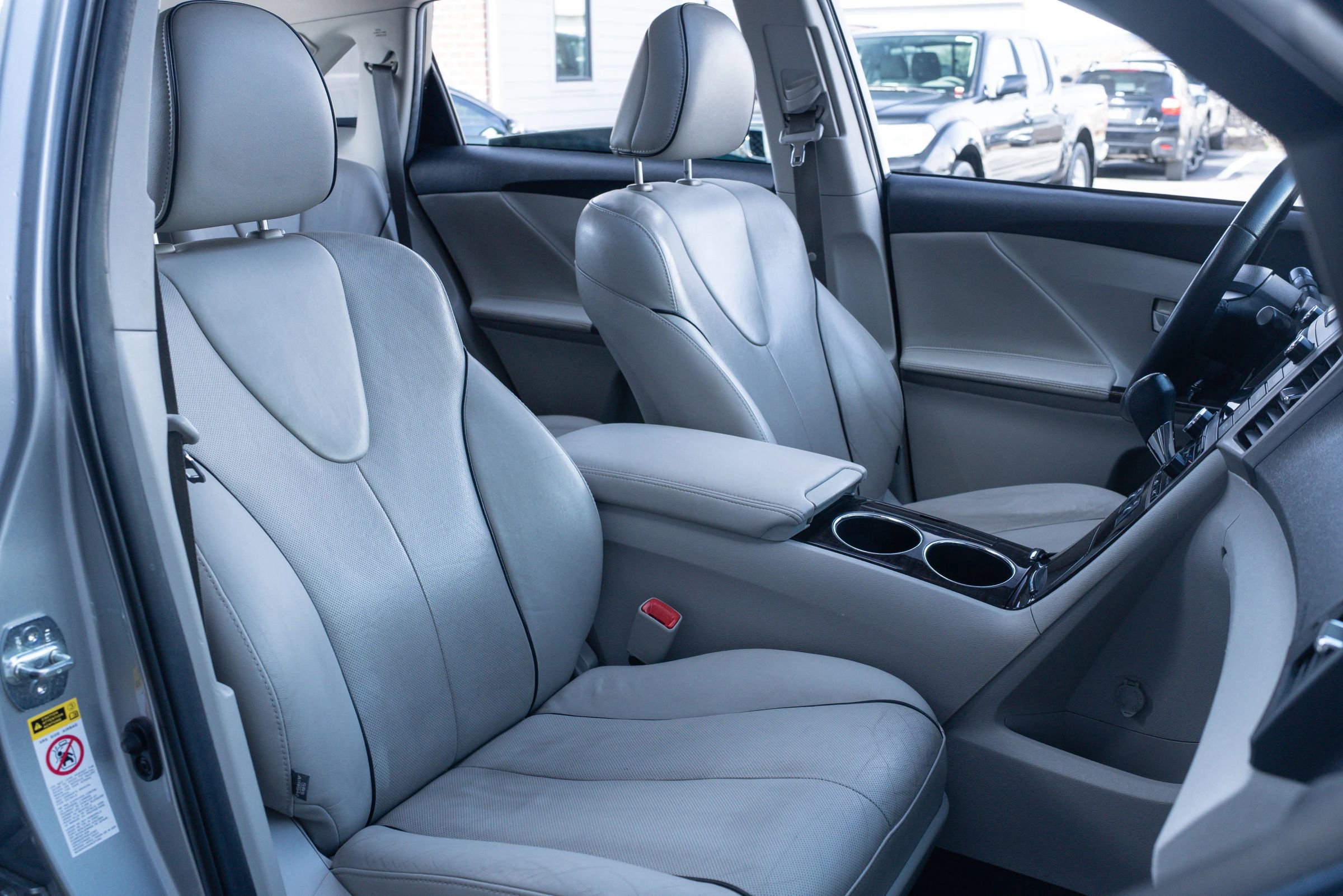 Used 2015 Toyota Venza Limited image 26