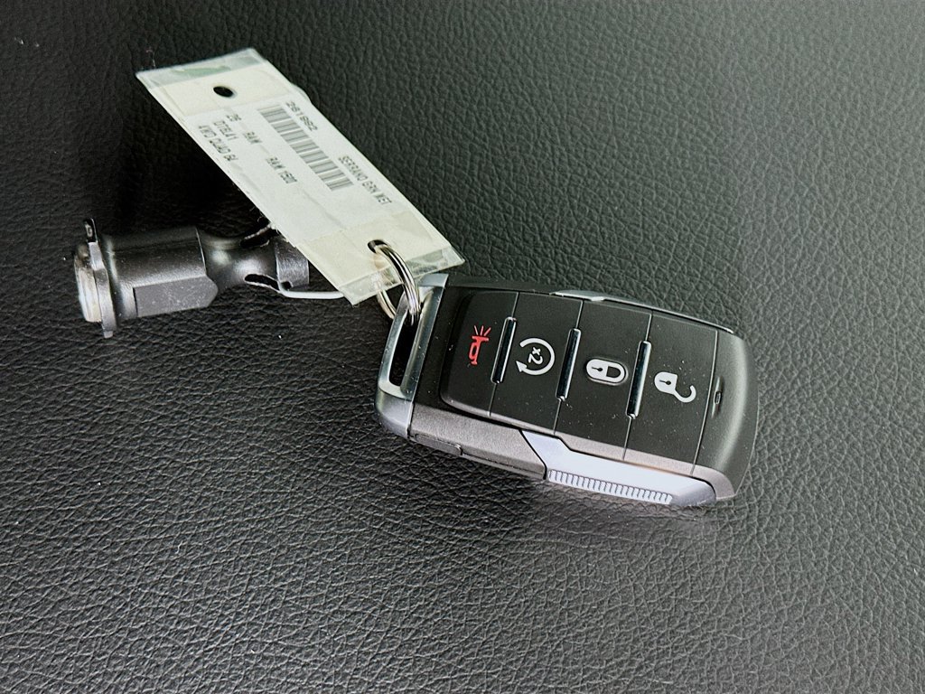 New 2026 RAM 1500 Express AWD/4WD image 19