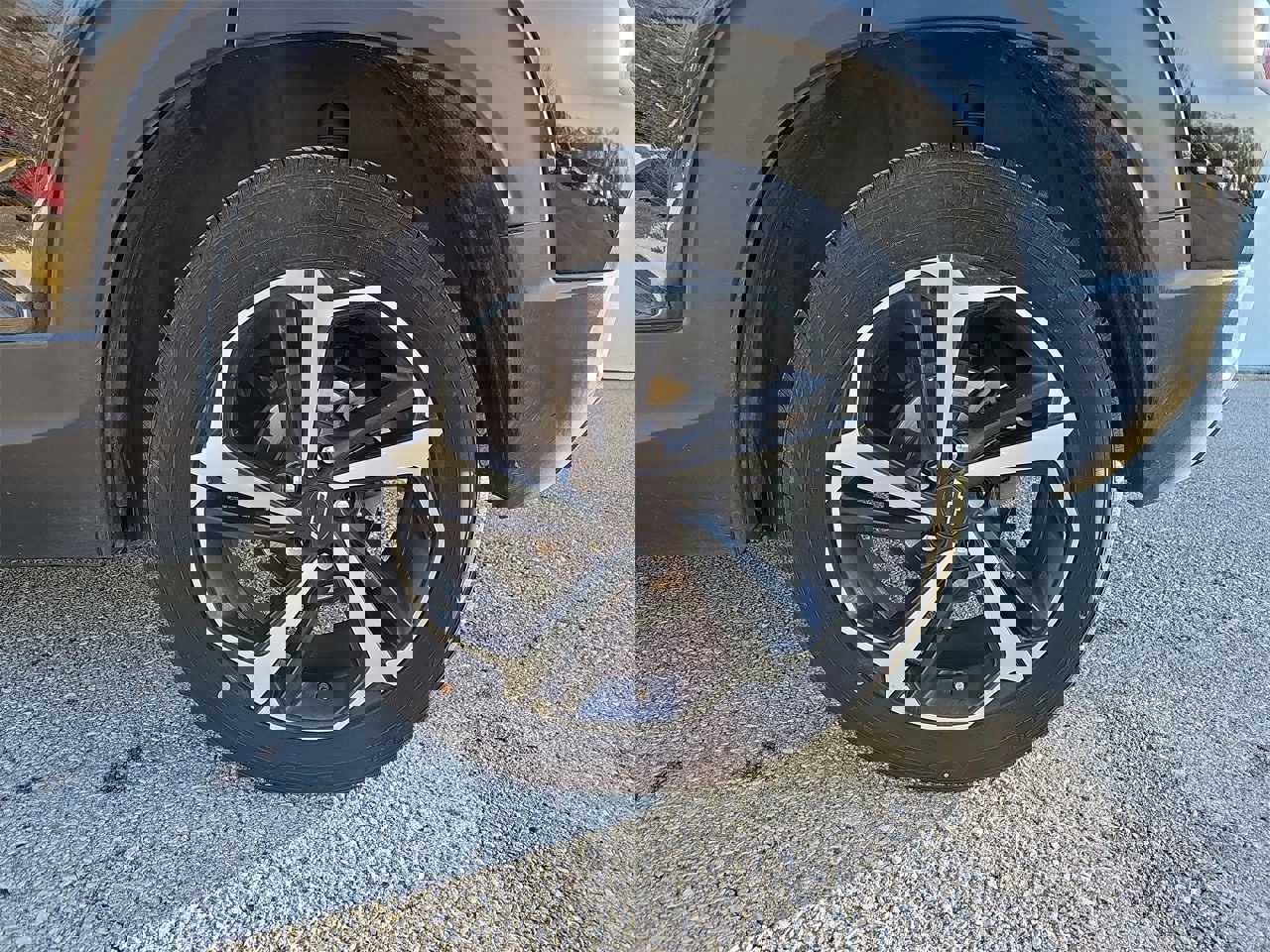 Used 2022 Chevrolet TrailBlazer RS image 32