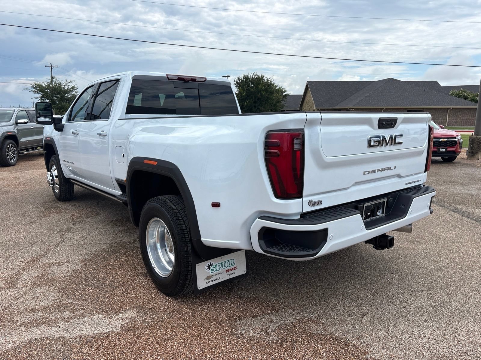 New 2026 GMC Sierra 3500 Denali Ultimate AWD/4WD image 4